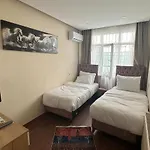 アパート Albatros