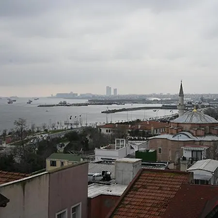 Albatros * Istanbul