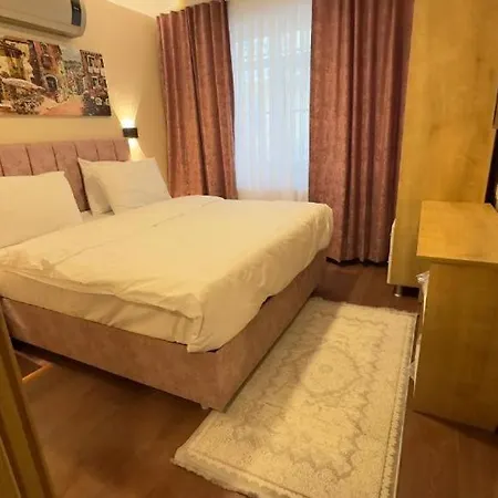 Albatros Apartman *